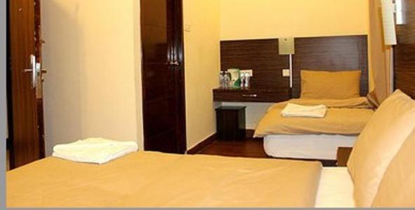 Sabrina Golden Palace Hotel กัวลาลัมเปอร์ ห้อง รูปภาพ